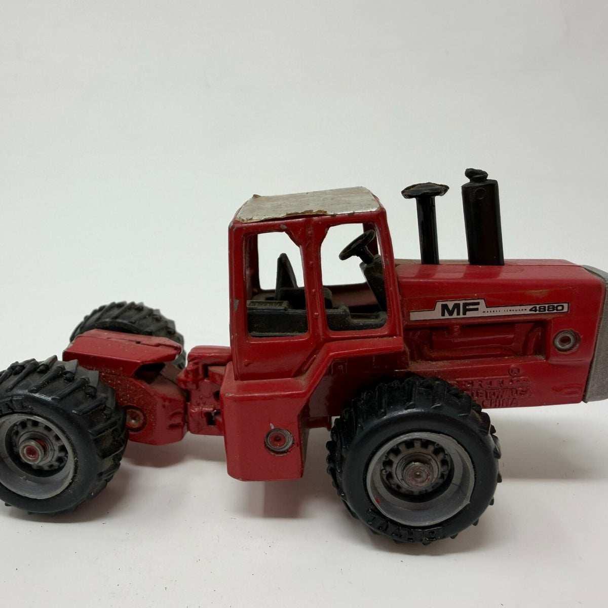 Vintage ERTL 1/64 Massey Ferguson 4880 4WD Tractor Diecast Model Toy 34z4g
