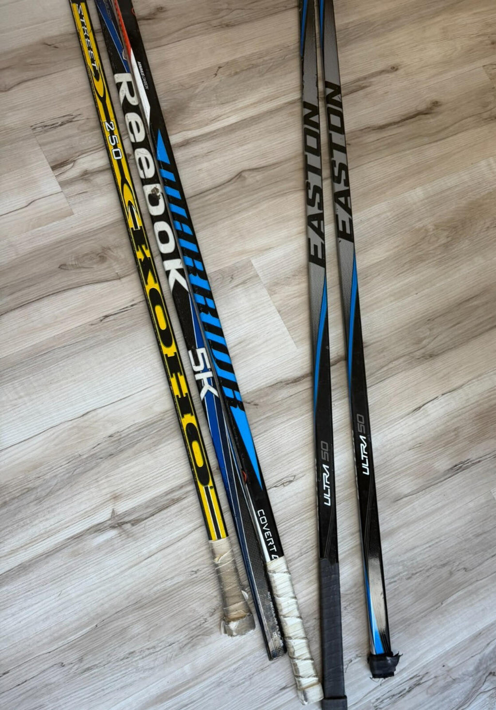 Hockey Stick Lot 5 PC Warrior Covert QRL Easton Ultra Reebok Koho Right/ Left