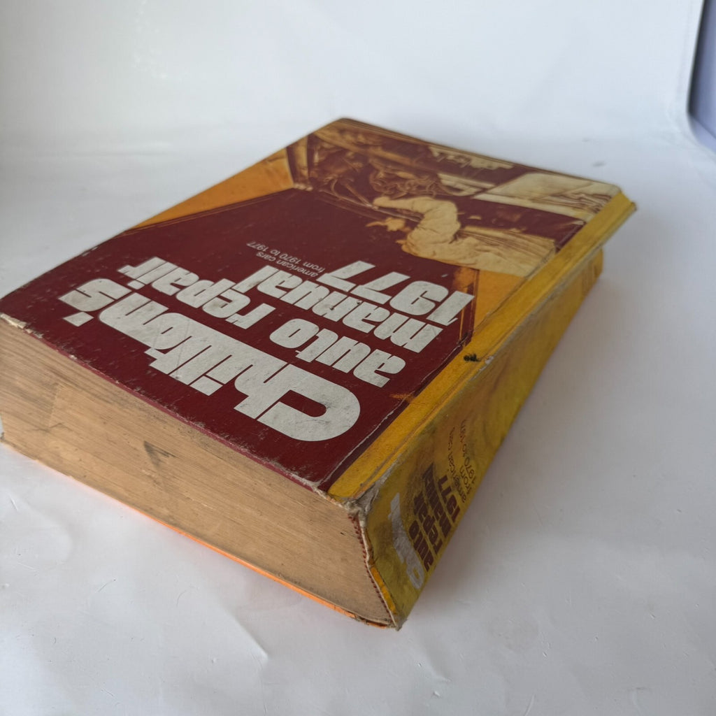 Vintage 1970- 1977 Chilton's Auto Repair Manual - Hardback American Cars