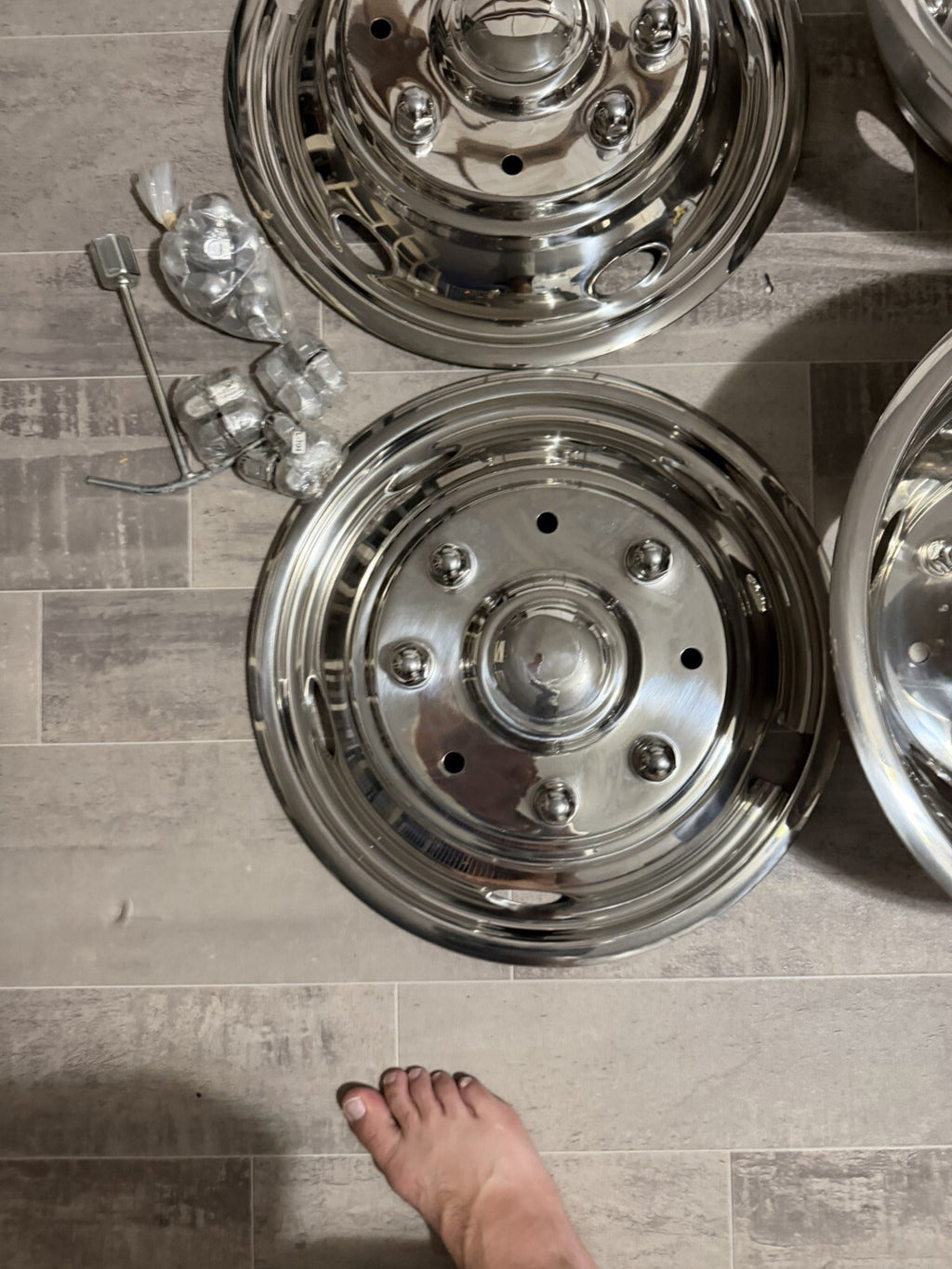 19.5" Dually Wheel Simulators Set For FORD F450-F550 10 Lug 5 jam nuts per wheel