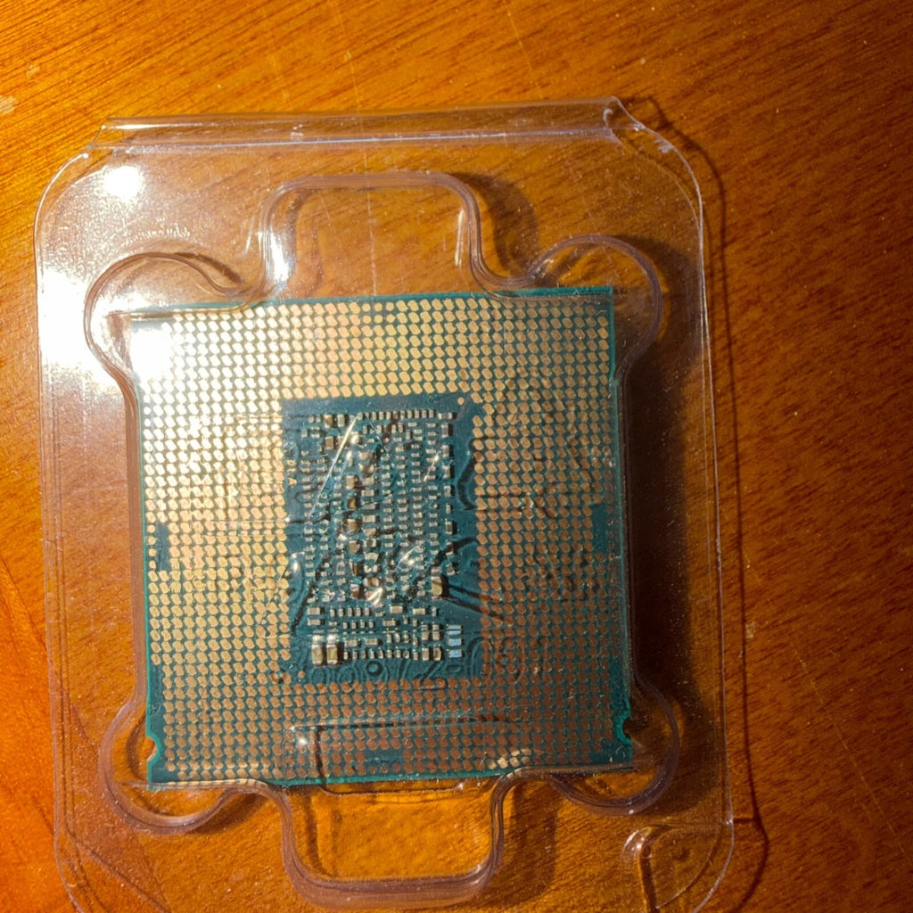 Intel Core i7-9700K Desktop Processor 8 Cores up 4.9 GHz Turbo unlocked LGA1151