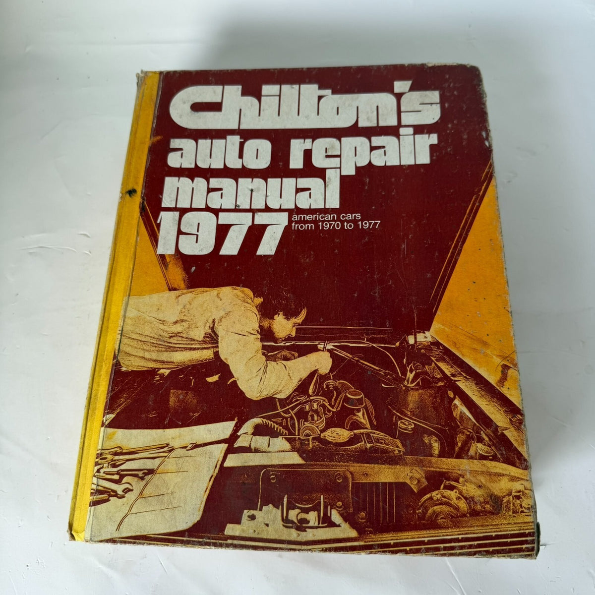 Vintage 1970- 1977 Chilton's Auto Repair Manual - Hardback American Cars