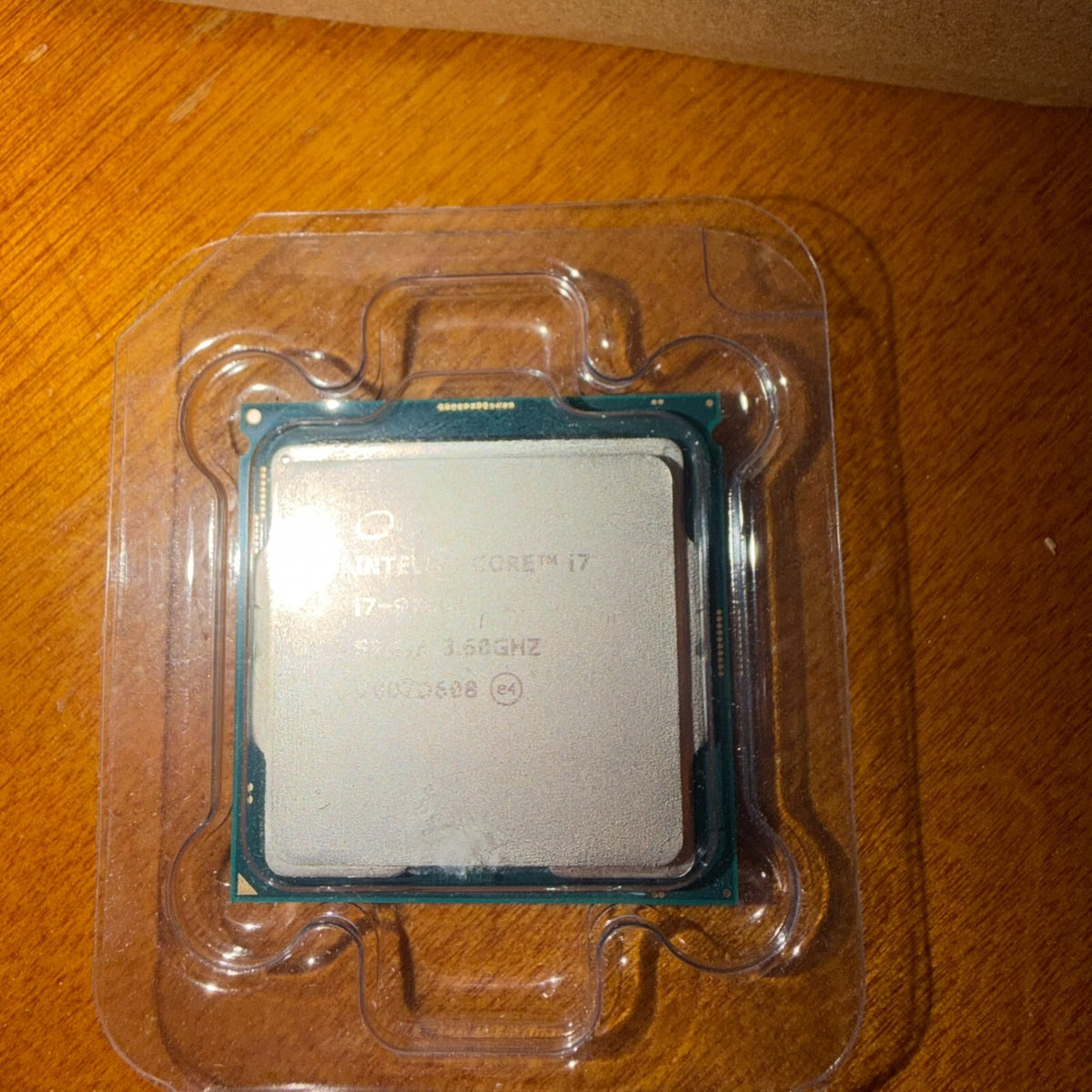 Intel Core i7-9700K Desktop Processor 8 Cores up 4.9 GHz Turbo unlocked LGA1151