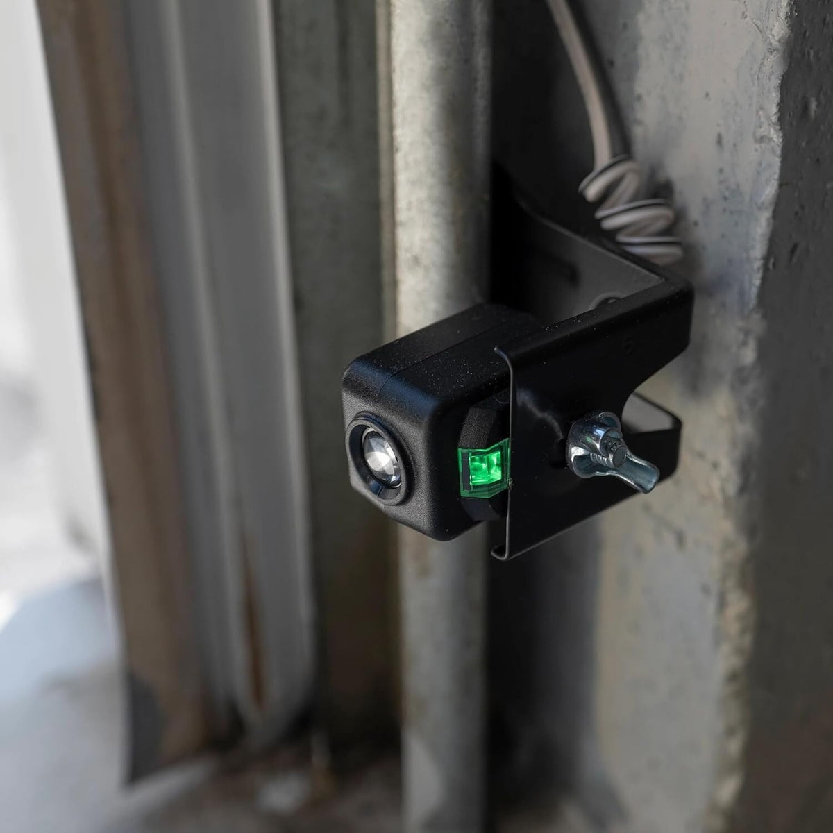 Chamberlain 820CB Garage Door Safety Sensors- LiftMaster Craftsman – 2 Pack