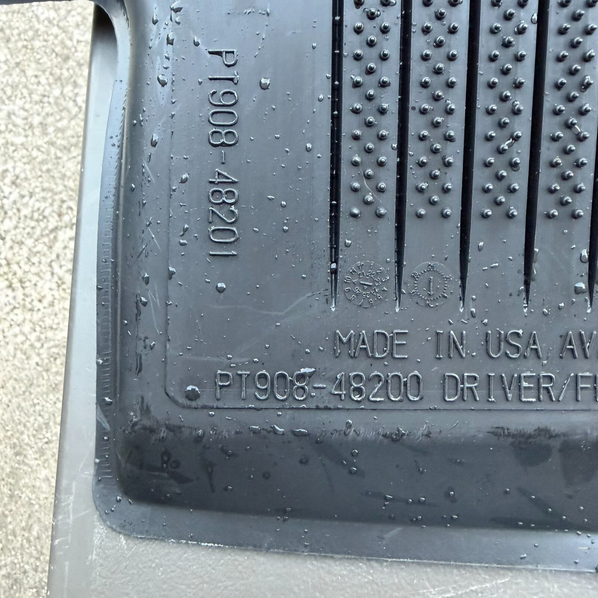 2020-2025 Toyota Highlander Genuine OEM All-Weather Rubber Floor Mats – Front 2