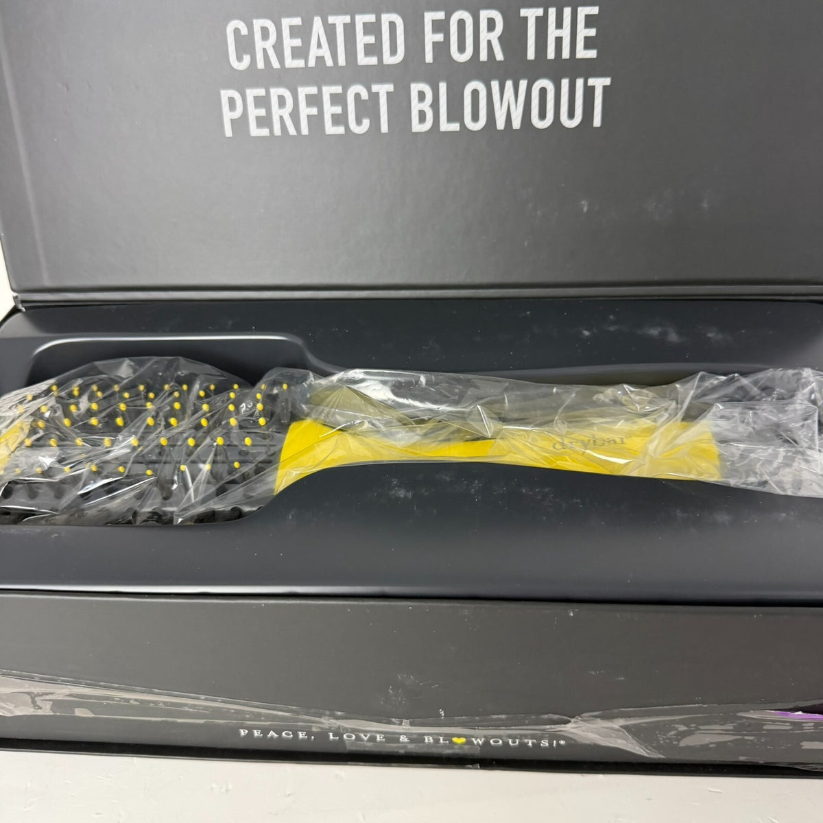 Drybar Double Shot 2.4" Blow Dryer Brush - 900-2225-4-N2 Hair Blowout Tool