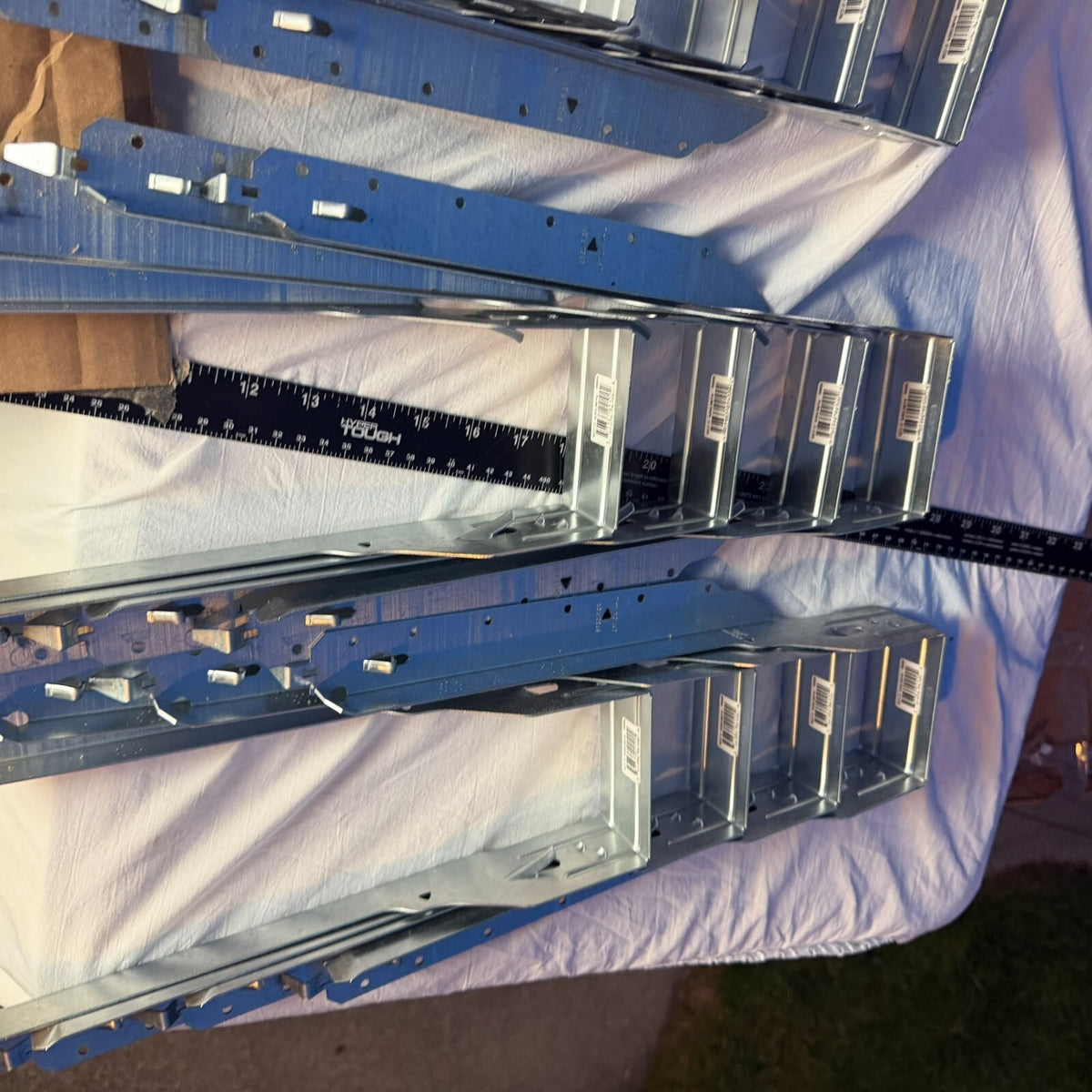 23 Pack Simpson Strong-Tie IUS3.56/16 Face Mount I-Joist Hanger -18GA Galvanized