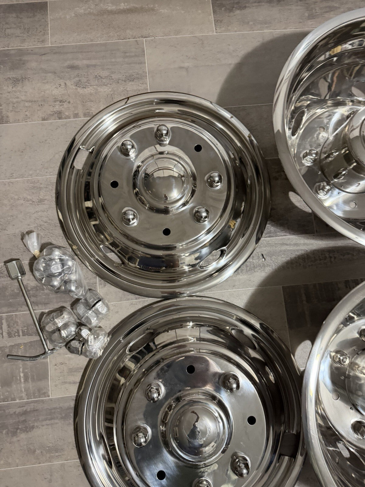 19.5" Dually Wheel Simulators Set For FORD F450-F550 10 Lug 5 jam nuts per wheel
