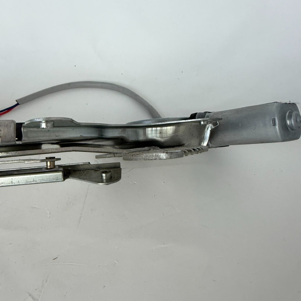 Power Window Motor & Regulator - Right Front Passenger 1997-2001 Toyota Camry