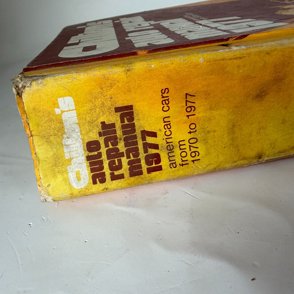 Vintage 1970- 1977 Chilton's Auto Repair Manual - Hardback American Cars