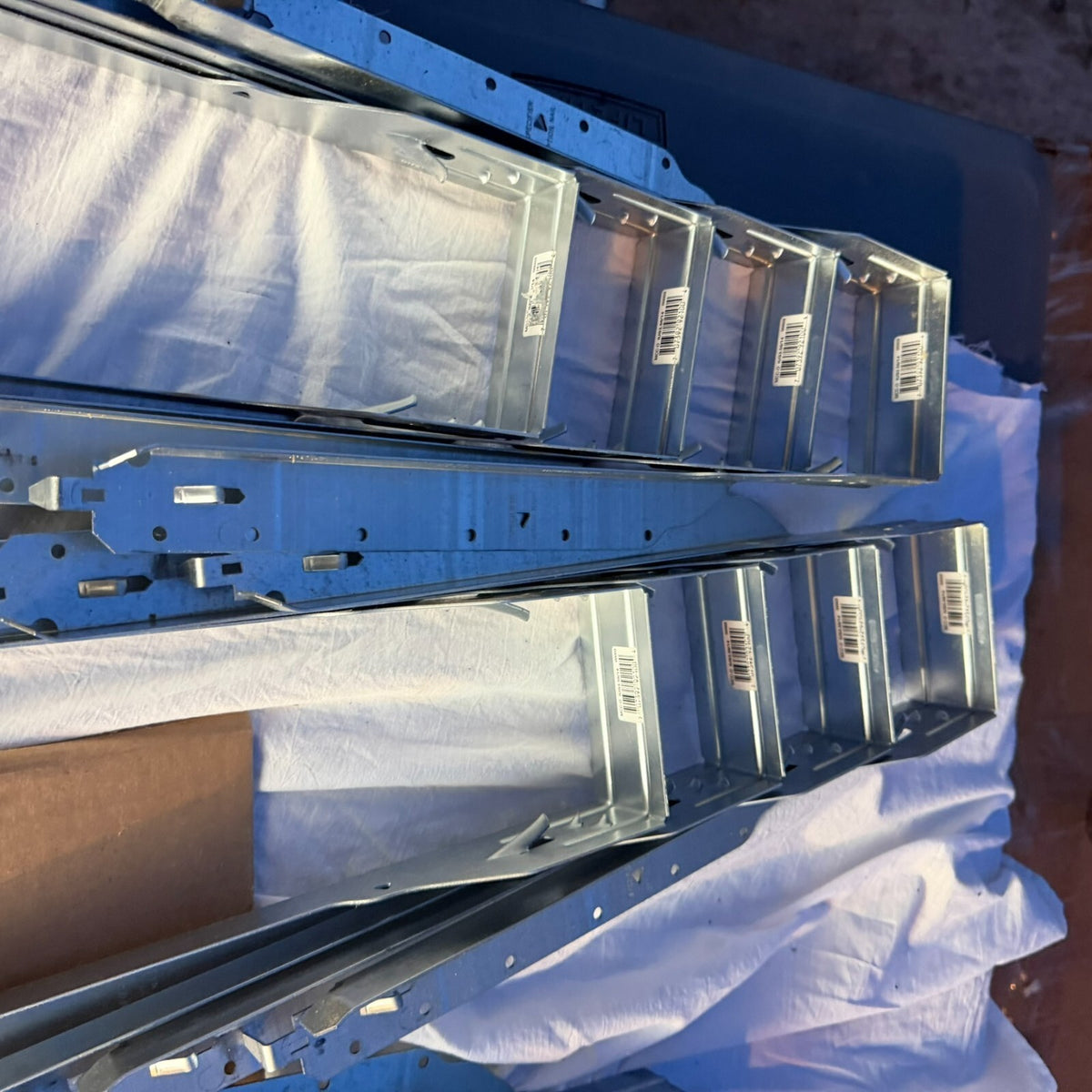 23 Pack Simpson Strong-Tie IUS3.56/16 Face Mount I-Joist Hanger -18GA Galvanized